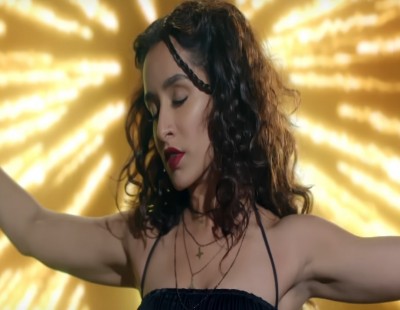 Experience Shraddha’s brand new avatar in her latest single ‘Udja Re’ from ‘Rock On 2’