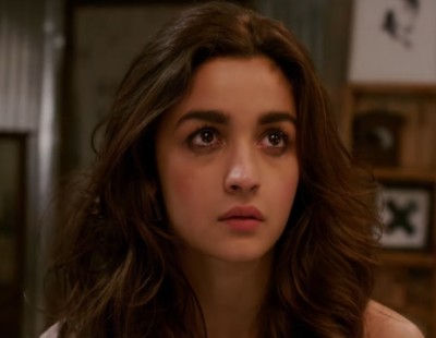 A heart-melting song that will definitely be your partner in lonely times from ‘Dear Zindagi’