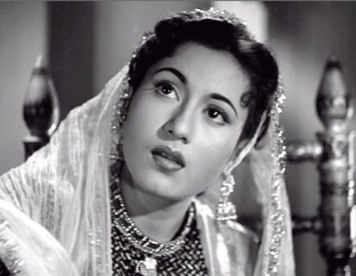 30 Best Indian Actresses of all time today’s generation should know