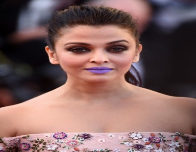 Aishwarya Rai promoting Sarabjit at Cannes Film Festival.