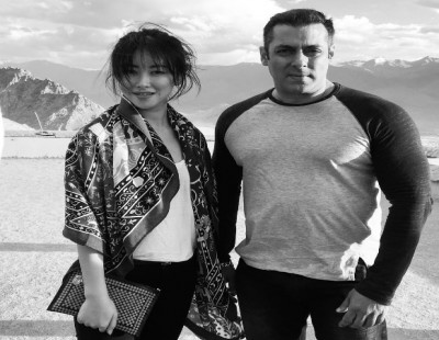 Meet “Zhu Zhu” the Chinese actress pairing with Salman Khan in “Tube light” film